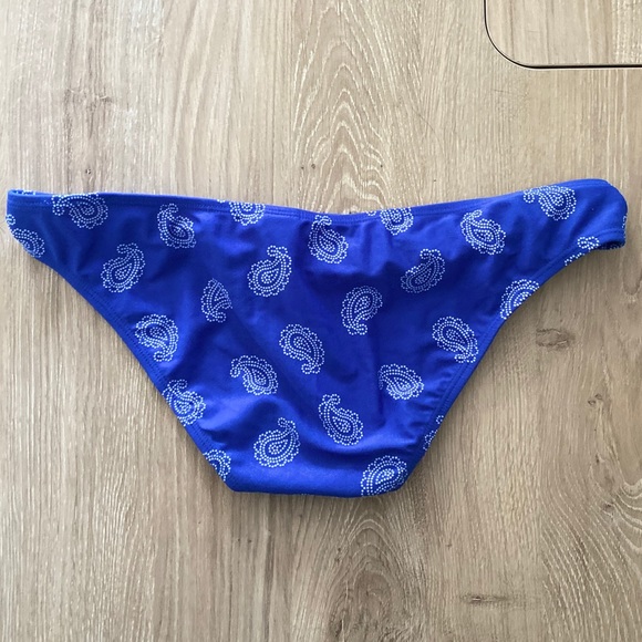 Gap | Blue and white bikini bottoms bathing suit bottoms size SMALL - Picture 2 of 3